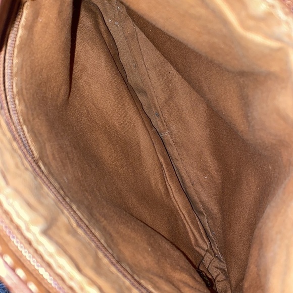 Fossil leather brown crossbody 9” x 10” Nice condition - Picture 6 of 7